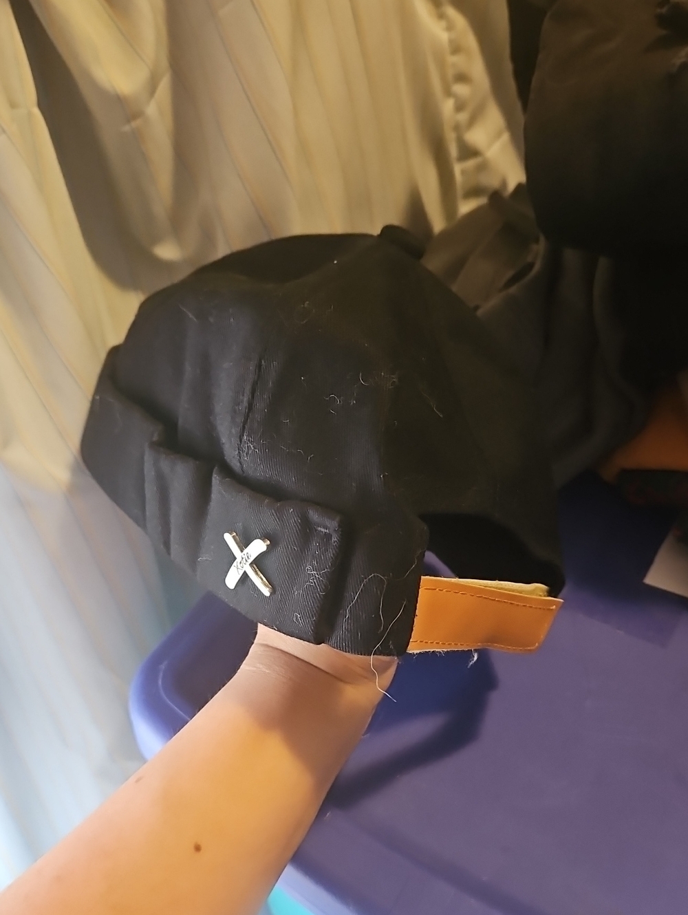 100% Cotton Black Cap Capless with Metal X Accent - Picture 1 of 3